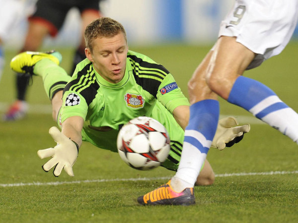 显得有些措 显得有些措