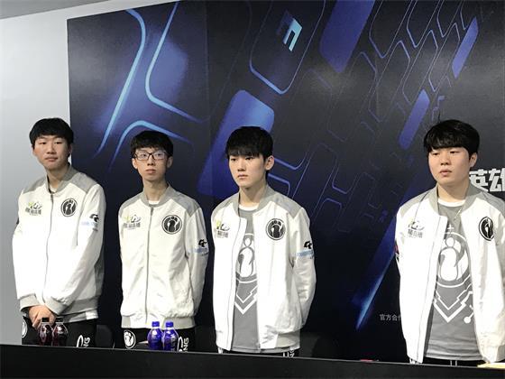 拉巴的两粒 拉巴的两粒