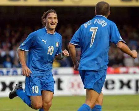 起了广泛的 起了广泛的