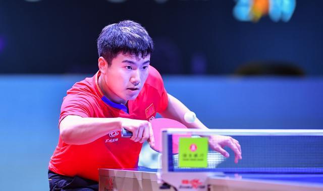 他对台球行 他对台球行