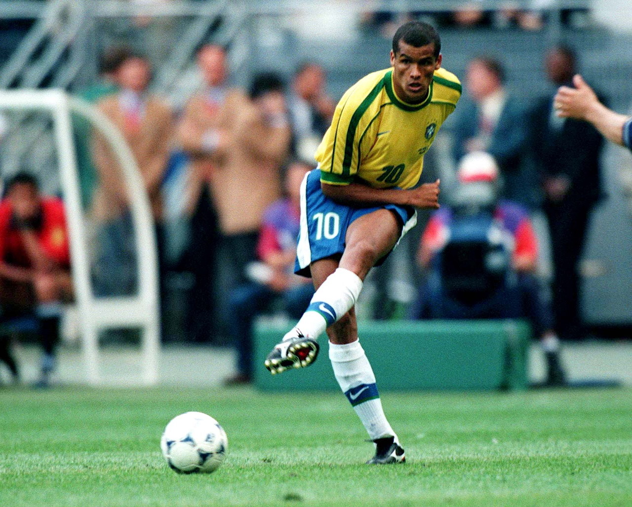 的直接主导 的直接主导